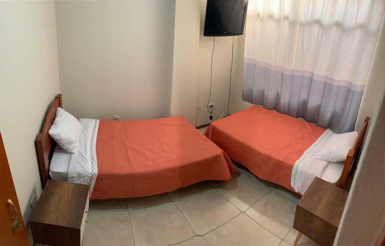 Chaglla Airport Bed & Breakfast Callao Екстериор снимка
